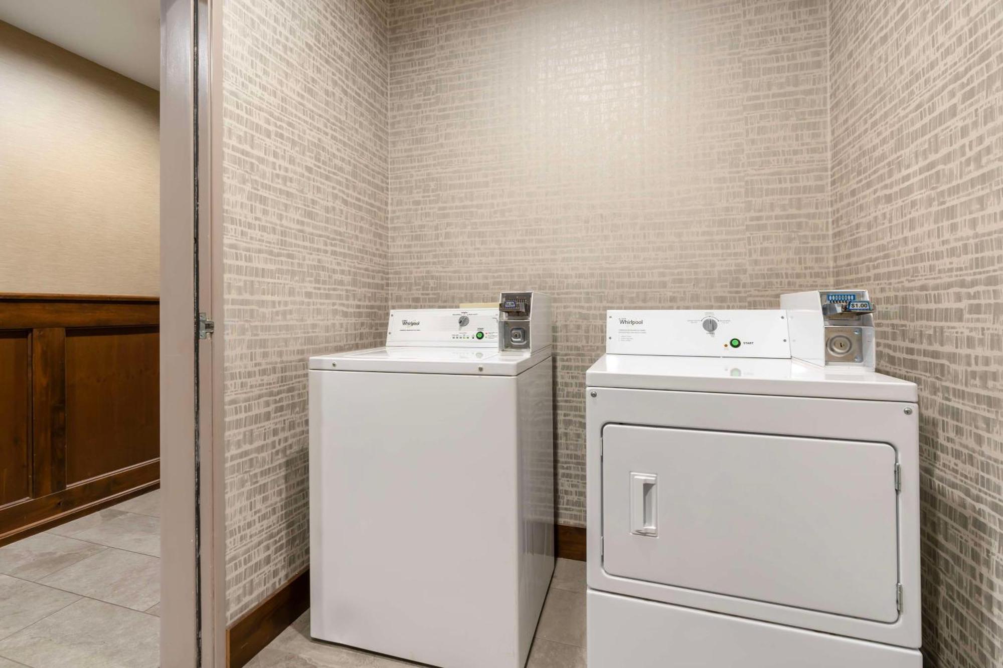 Best Western Bend North Экстерьер фото